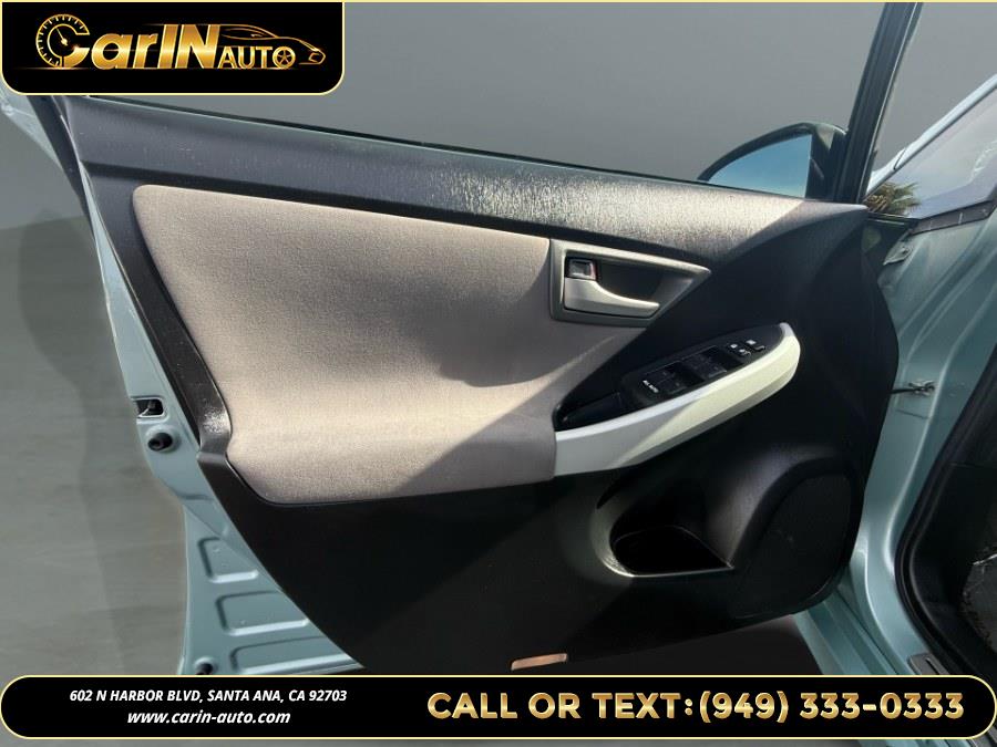 2012 Toyota Prius Plug-In 5dr HB Advanced (Natl), available for sale in Santa Ana, California | Carin Auto. Santa Ana, California 2012 Toyota Prius Plug-In 5dr HB Advanced (Natl), available for sale in Santa Ana, California | Carin Auto. Santa Ana, California