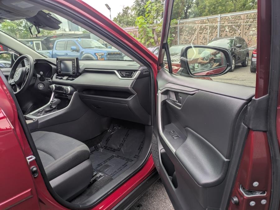 2020 Toyota RAV4 Hybrid LE AWD (Natl), available for sale in Long Island City, New York | Luxury Of Queens. Long Island City, New York 2020 Toyota RAV4 Hybrid LE AWD (Natl), available for sale in Long Island City, New York | Luxury Of Queens. Long Island City, New York