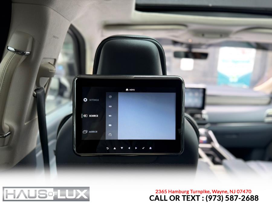 2018 Lincoln Navigator L 4x4 Black Label, available for sale in Wayne, New Jersey | Haus of Lux. Wayne, New Jersey 2018 Lincoln Navigator L 4x4 Black Label, available for sale in Wayne, New Jersey | Haus of Lux. Wayne, New Jersey
