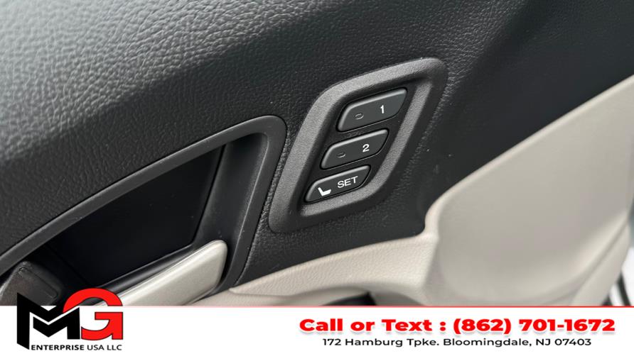 2012 Honda Accord Sdn 4dr V6 Auto EX-L, available for sale in Bloomingdale, New Jersey | MG Enterprise USA. Bloomingdale, New Jersey 2012 Honda Accord Sdn 4dr V6 Auto EX-L, available for sale in Bloomingdale, New Jersey | MG Enterprise USA. Bloomingdale, New Jersey