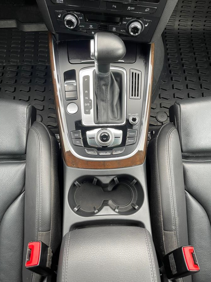 2016 Audi Q5 quattro 4dr 2.0T Premium Plus, available for sale in Bloomfield, Connecticut | AXA Car Sales and Repair LLC. Bloomfield, Connecticut 2016 Audi Q5 quattro 4dr 2.0T Premium Plus, available for sale in Bloomfield, Connecticut | AXA Car Sales and Repair LLC. Bloomfield, Connecticut