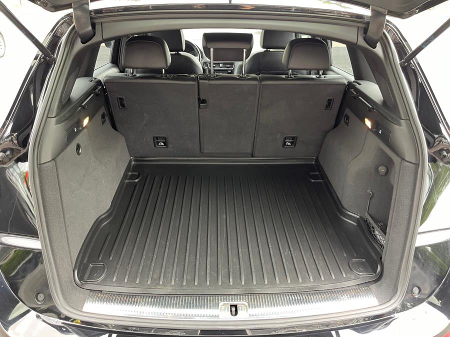 2016 Audi Q5 quattro 4dr 2.0T Premium Plus, available for sale in Bloomfield, Connecticut | AXA Car Sales and Repair LLC. Bloomfield, Connecticut 2016 Audi Q5 quattro 4dr 2.0T Premium Plus, available for sale in Bloomfield, Connecticut | AXA Car Sales and Repair LLC. Bloomfield, Connecticut