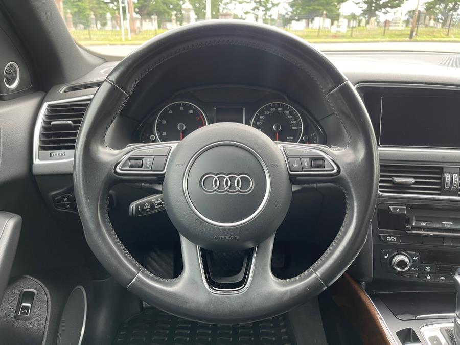 2016 Audi Q5 quattro 4dr 2.0T Premium Plus, available for sale in Bloomfield, Connecticut | AXA Car Sales and Repair LLC. Bloomfield, Connecticut 2016 Audi Q5 quattro 4dr 2.0T Premium Plus, available for sale in Bloomfield, Connecticut | AXA Car Sales and Repair LLC. Bloomfield, Connecticut