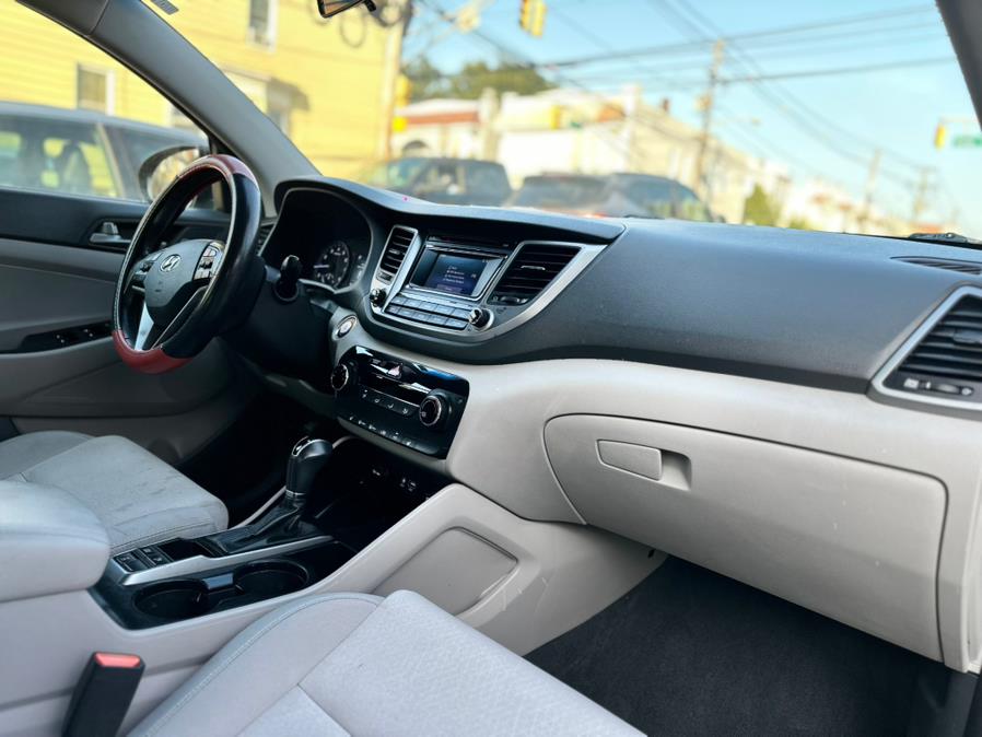 2017 Hyundai Tucson Limited AWD, available for sale in Hasbrouck Heights, New Jersey | Muwan Motors. Hasbrouck Heights, New Jersey 2017 Hyundai Tucson Limited AWD, available for sale in Hasbrouck Heights, New Jersey | Muwan Motors. Hasbrouck Heights, New Jersey