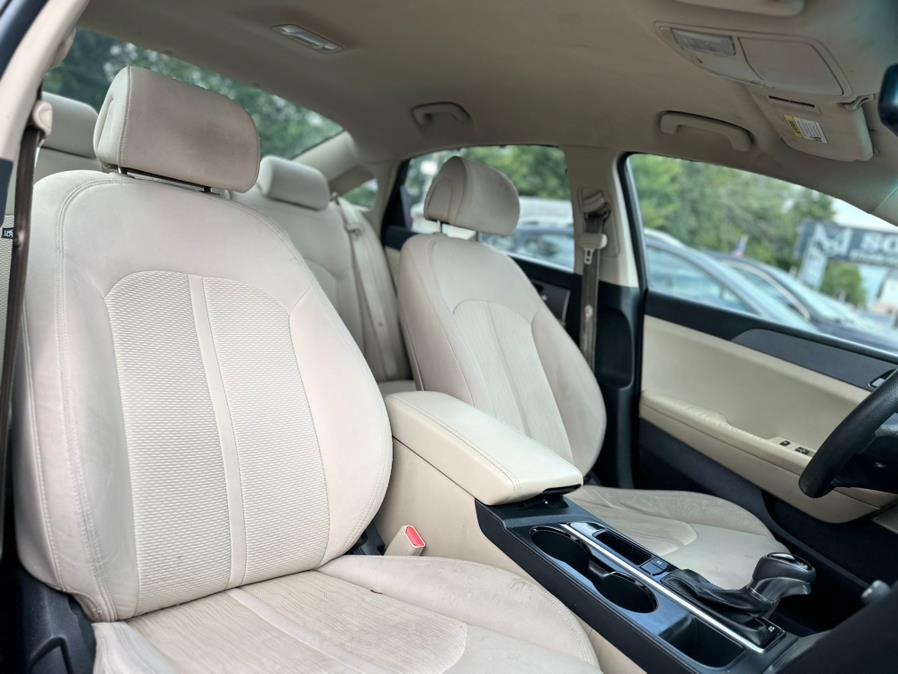2017 Hyundai Sonata 2.4L, available for sale in Hasbrouck Heights, New Jersey | Muwan Motors. Hasbrouck Heights, New Jersey 2017 Hyundai Sonata 2.4L, available for sale in Hasbrouck Heights, New Jersey | Muwan Motors. Hasbrouck Heights, New Jersey