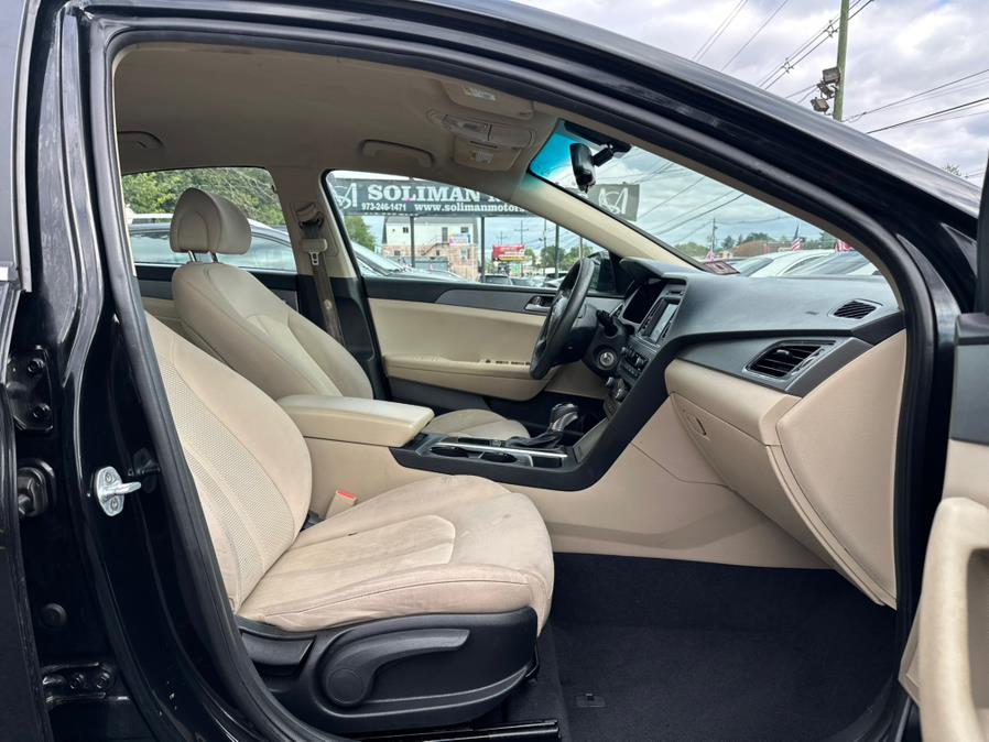 2017 Hyundai Sonata 2.4L, available for sale in Hasbrouck Heights, New Jersey | Muwan Motors. Hasbrouck Heights, New Jersey 2017 Hyundai Sonata 2.4L, available for sale in Hasbrouck Heights, New Jersey | Muwan Motors. Hasbrouck Heights, New Jersey