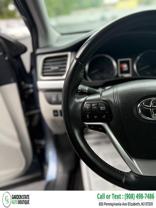 2019 Toyota Highlander LE Plus V6 AWD (Natl), available for sale in Elizabeth, New Jersey | Garden State Auto Boutique. Elizabeth, New Jersey 2019 Toyota Highlander LE Plus V6 AWD (Natl), available for sale in Elizabeth, New Jersey | Garden State Auto Boutique. Elizabeth, New Jersey
