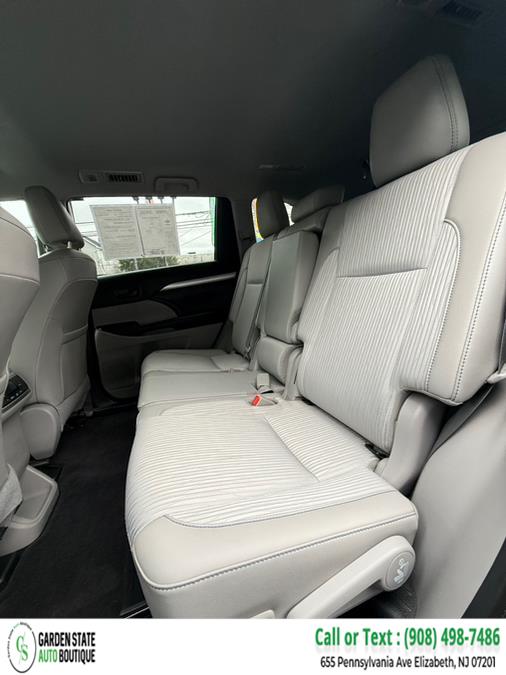 2019 Toyota Highlander LE Plus V6 AWD (Natl), available for sale in Elizabeth, New Jersey | Garden State Auto Boutique. Elizabeth, New Jersey 2019 Toyota Highlander LE Plus V6 AWD (Natl), available for sale in Elizabeth, New Jersey | Garden State Auto Boutique. Elizabeth, New Jersey
