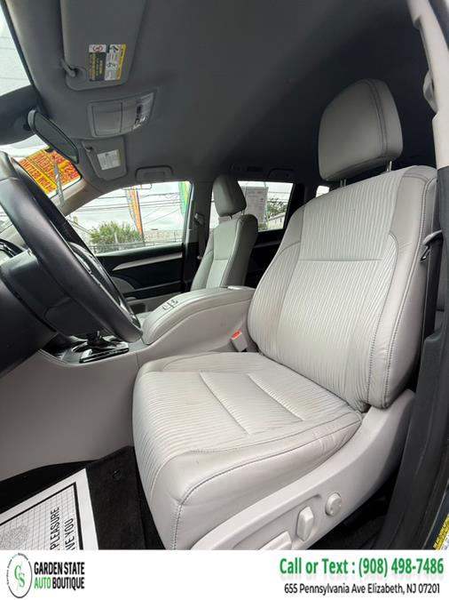 2019 Toyota Highlander LE Plus V6 AWD (Natl), available for sale in Elizabeth, New Jersey | Garden State Auto Boutique. Elizabeth, New Jersey 2019 Toyota Highlander LE Plus V6 AWD (Natl), available for sale in Elizabeth, New Jersey | Garden State Auto Boutique. Elizabeth, New Jersey