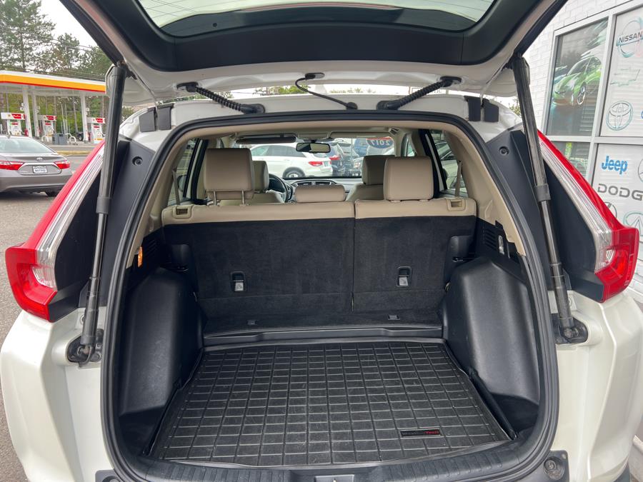 2017 Honda CR-V EX-L AWD w/Navi, available for sale in Milford, Connecticut | Korhan LLC DBA Superior Motors. Milford, Connecticut 2017 Honda CR-V EX-L AWD w/Navi, available for sale in Milford, Connecticut | Korhan LLC DBA Superior Motors. Milford, Connecticut