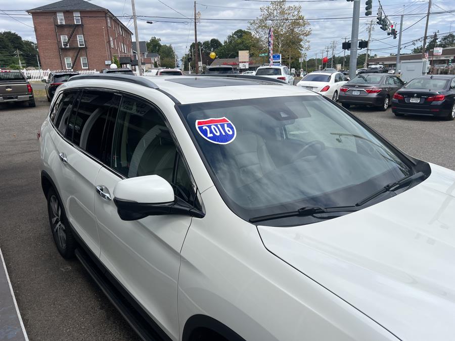2016 Honda Pilot AWD 4dr Touring w/RES & Navi, available for sale in Milford, Connecticut | Korhan LLC DBA Superior Motors. Milford, Connecticut 2016 Honda Pilot AWD 4dr Touring w/RES & Navi, available for sale in Milford, Connecticut | Korhan LLC DBA Superior Motors. Milford, Connecticut