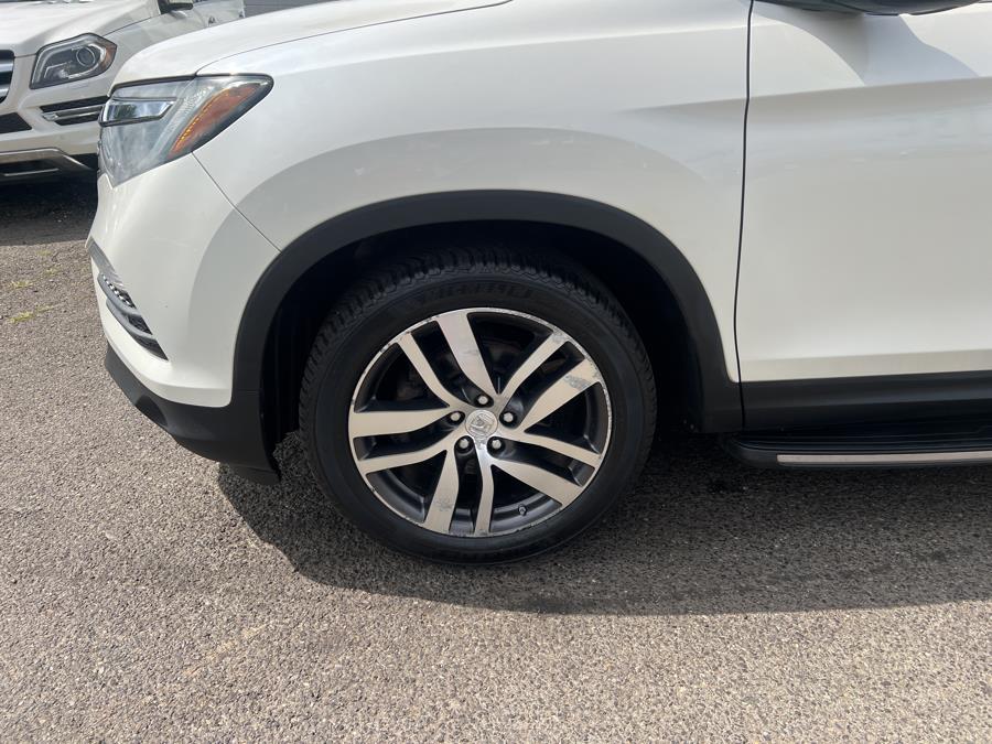 2016 Honda Pilot AWD 4dr Touring w/RES & Navi, available for sale in Milford, Connecticut | Korhan LLC DBA Superior Motors. Milford, Connecticut 2016 Honda Pilot AWD 4dr Touring w/RES & Navi, available for sale in Milford, Connecticut | Korhan LLC DBA Superior Motors. Milford, Connecticut
