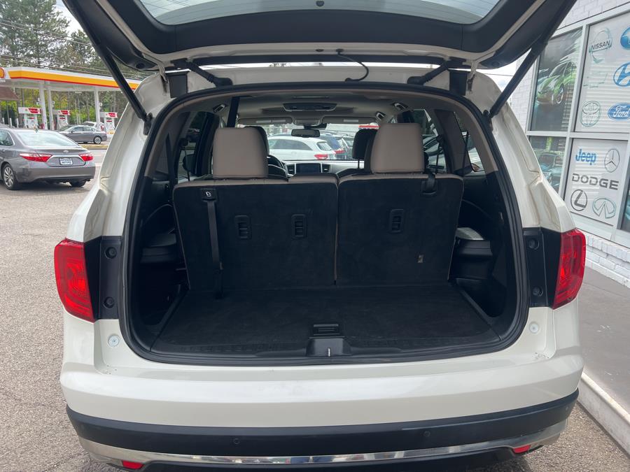 2016 Honda Pilot AWD 4dr Touring w/RES & Navi, available for sale in Milford, Connecticut | Korhan LLC DBA Superior Motors. Milford, Connecticut 2016 Honda Pilot AWD 4dr Touring w/RES & Navi, available for sale in Milford, Connecticut | Korhan LLC DBA Superior Motors. Milford, Connecticut