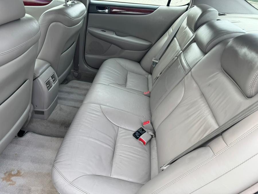 2003 Lexus ES 300 4dr Sdn, available for sale in Copiague, New York | Great Buy Auto Sales. Copiague, New York 2003 Lexus ES 300 4dr Sdn, available for sale in Copiague, New York | Great Buy Auto Sales. Copiague, New York