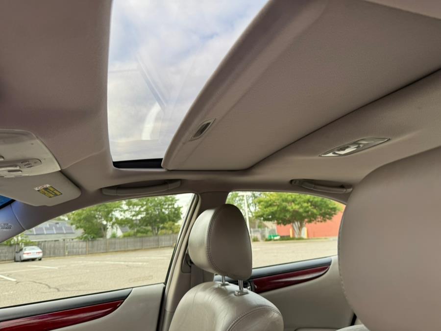 2003 Lexus ES 300 4dr Sdn, available for sale in Copiague, New York | Great Buy Auto Sales. Copiague, New York 2003 Lexus ES 300 4dr Sdn, available for sale in Copiague, New York | Great Buy Auto Sales. Copiague, New York