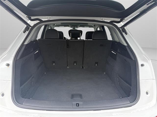 2018 Audi Q5 2.0T, available for sale in Stratford, Connecticut | Wiz Leasing Inc. Stratford, Connecticut 2018 Audi Q5 2.0T, available for sale in Stratford, Connecticut | Wiz Leasing Inc. Stratford, Connecticut