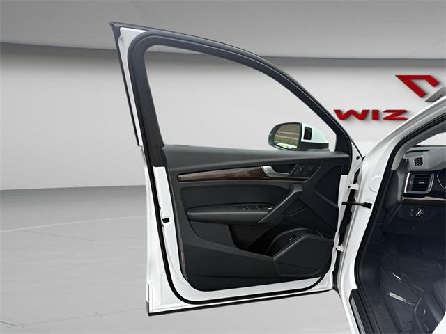 2018 Audi Q5 2.0T, available for sale in Stratford, Connecticut | Wiz Leasing Inc. Stratford, Connecticut 2018 Audi Q5 2.0T, available for sale in Stratford, Connecticut | Wiz Leasing Inc. Stratford, Connecticut
