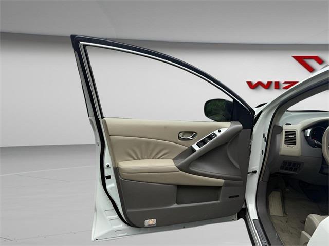 2010 Nissan Murano SL, available for sale in Stratford, Connecticut | Wiz Leasing Inc. Stratford, Connecticut 2010 Nissan Murano SL, available for sale in Stratford, Connecticut | Wiz Leasing Inc. Stratford, Connecticut