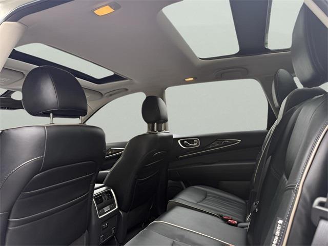 2020 Infiniti Qx60 LUXE, available for sale in Stratford, Connecticut | Wiz Leasing Inc. Stratford, Connecticut 2020 Infiniti Qx60 LUXE, available for sale in Stratford, Connecticut | Wiz Leasing Inc. Stratford, Connecticut