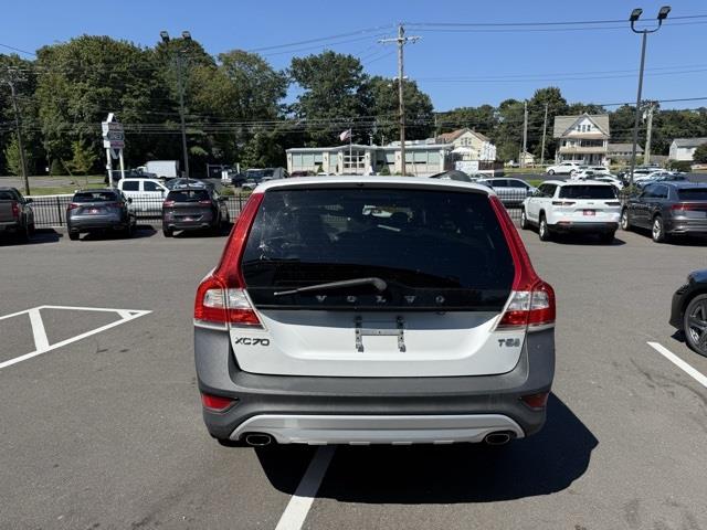 2016 Volvo Xc70 T5, available for sale in Stratford, Connecticut | Wiz Leasing Inc. Stratford, Connecticut 2016 Volvo Xc70 T5, available for sale in Stratford, Connecticut | Wiz Leasing Inc. Stratford, Connecticut