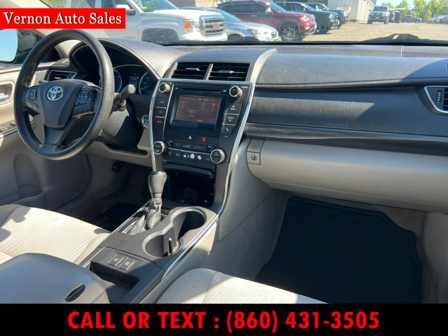 2015 Toyota Camry Hybrid 4dr Sdn LE (Natl), available for sale in Manchester, Connecticut | Vernon Auto Sale & Service. Manchester, Connecticut 2015 Toyota Camry Hybrid 4dr Sdn LE (Natl), available for sale in Manchester, Connecticut | Vernon Auto Sale & Service. Manchester, Connecticut