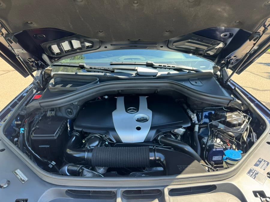 2015 Mercedes-Benz M-Class 4MATIC 4dr ML250 BlueTEC, available for sale in Waterbury, Connecticut | Platinum Auto Care. Waterbury, Connecticut 2015 Mercedes-Benz M-Class 4MATIC 4dr ML250 BlueTEC, available for sale in Waterbury, Connecticut | Platinum Auto Care. Waterbury, Connecticut