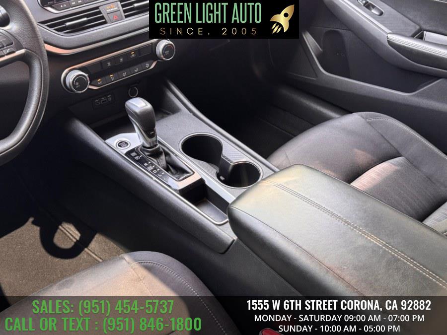 2020 Nissan Altima 2.5 S Sedan, available for sale in Corona, California | Green Light Auto. Corona, California 2020 Nissan Altima 2.5 S Sedan, available for sale in Corona, California | Green Light Auto. Corona, California