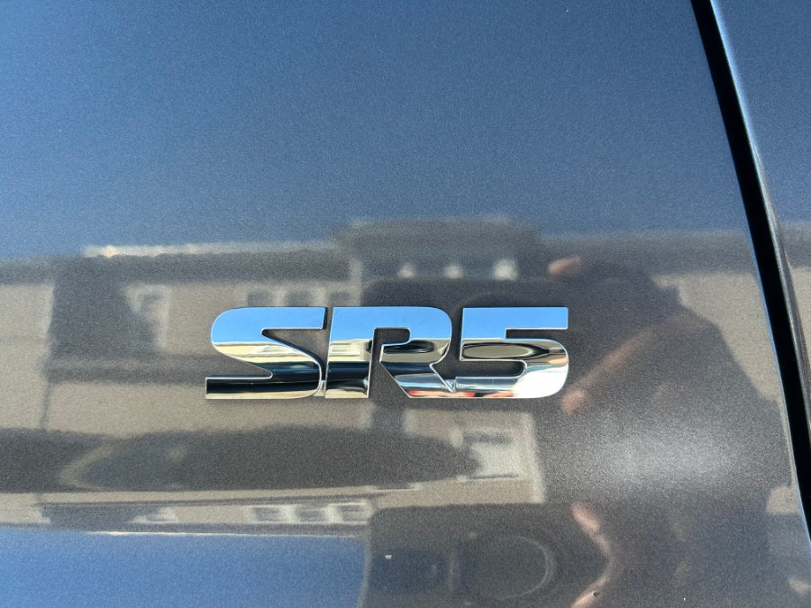 2016 Toyota Tundra 4WD Truck Double Cab 5.7L V8 6-Spd AT SR5 (Natl), available for sale in West Springfield, Massachusetts | Union Street Auto Sales. West Springfield, Massachusetts 2016 Toyota Tundra 4WD Truck Double Cab 5.7L V8 6-Spd AT SR5 (Natl), available for sale in West Springfield, Massachusetts | Union Street Auto Sales. West Springfield, Massachusetts