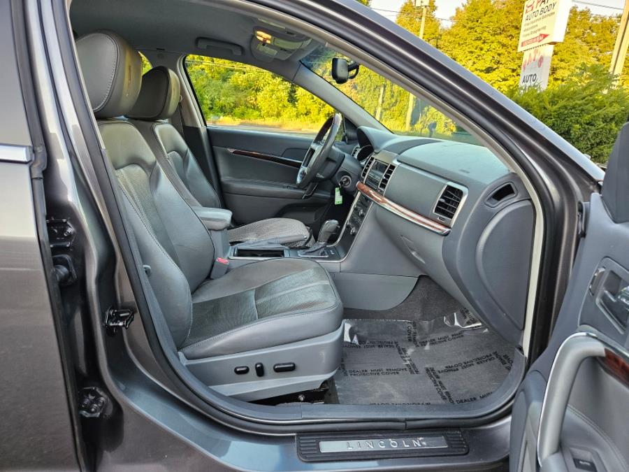 2010 Lincoln MKZ 4dr Sdn AWD, available for sale in East Windsor, Connecticut | Toro Auto. East Windsor, Connecticut 2010 Lincoln MKZ 4dr Sdn AWD, available for sale in East Windsor, Connecticut | Toro Auto. East Windsor, Connecticut