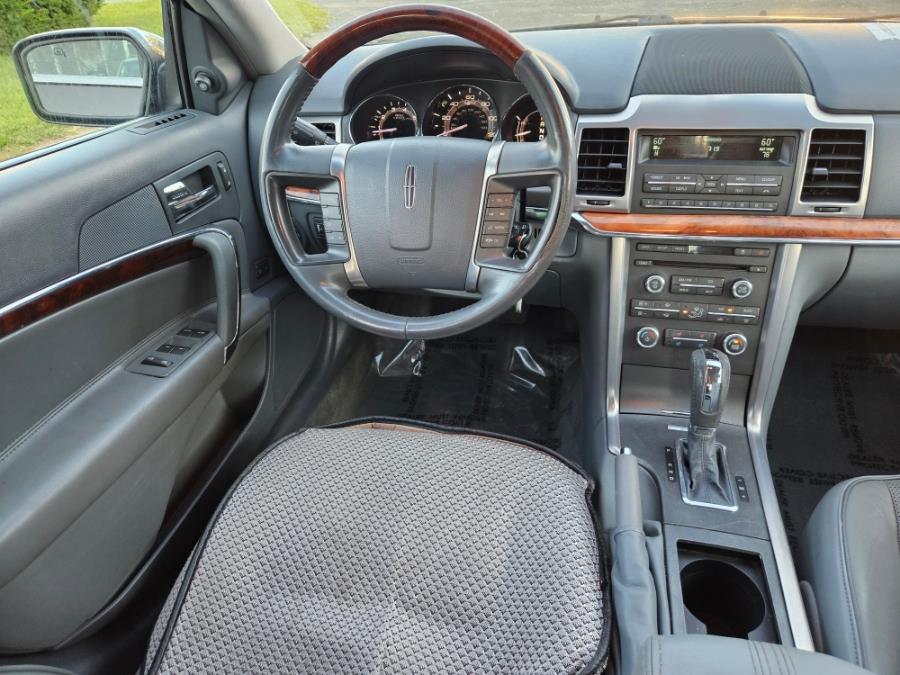 2010 Lincoln MKZ 4dr Sdn AWD, available for sale in East Windsor, Connecticut | Toro Auto. East Windsor, Connecticut 2010 Lincoln MKZ 4dr Sdn AWD, available for sale in East Windsor, Connecticut | Toro Auto. East Windsor, Connecticut