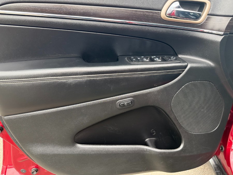2015 Jeep Grand Cherokee 4WD 4dr Limited, available for sale in Bristol, Connecticut | Bristol Auto Center LLC. Bristol, Connecticut 2015 Jeep Grand Cherokee 4WD 4dr Limited, available for sale in Bristol, Connecticut | Bristol Auto Center LLC. Bristol, Connecticut