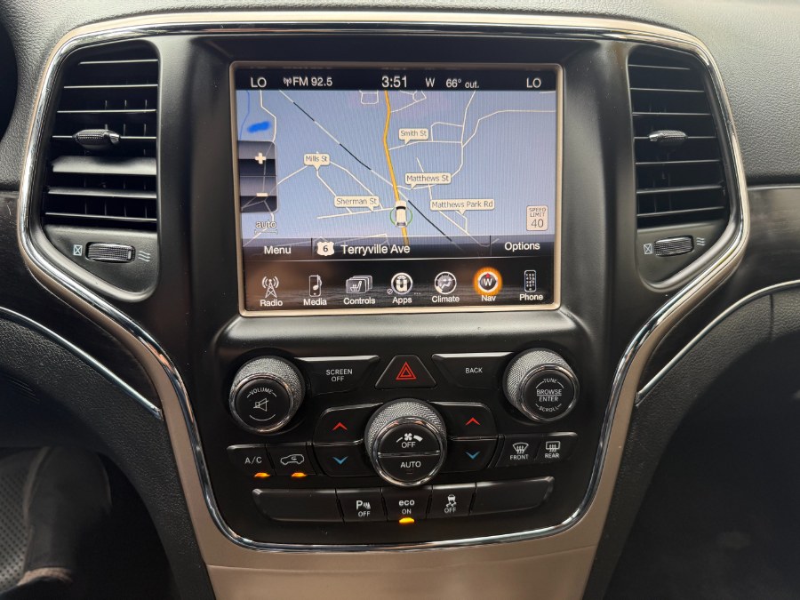 2015 Jeep Grand Cherokee 4WD 4dr Limited, available for sale in Bristol, Connecticut | Bristol Auto Center LLC. Bristol, Connecticut 2015 Jeep Grand Cherokee 4WD 4dr Limited, available for sale in Bristol, Connecticut | Bristol Auto Center LLC. Bristol, Connecticut