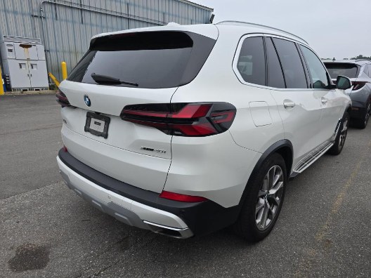 2024 BMW X5 xDrive40i Sports Activity Vehicle, available for sale in Franklin Square, New York | Luxury Motor Club. Franklin Square, New York 2024 BMW X5 xDrive40i Sports Activity Vehicle, available for sale in Franklin Square, New York | Luxury Motor Club. Franklin Square, New York