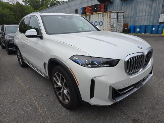 2024 BMW X5 xDrive40i Sports Activity Vehicle, available for sale in Franklin Square, New York | Luxury Motor Club. Franklin Square, New York 2024 BMW X5 xDrive40i Sports Activity Vehicle, available for sale in Franklin Square, New York | Luxury Motor Club. Franklin Square, New York