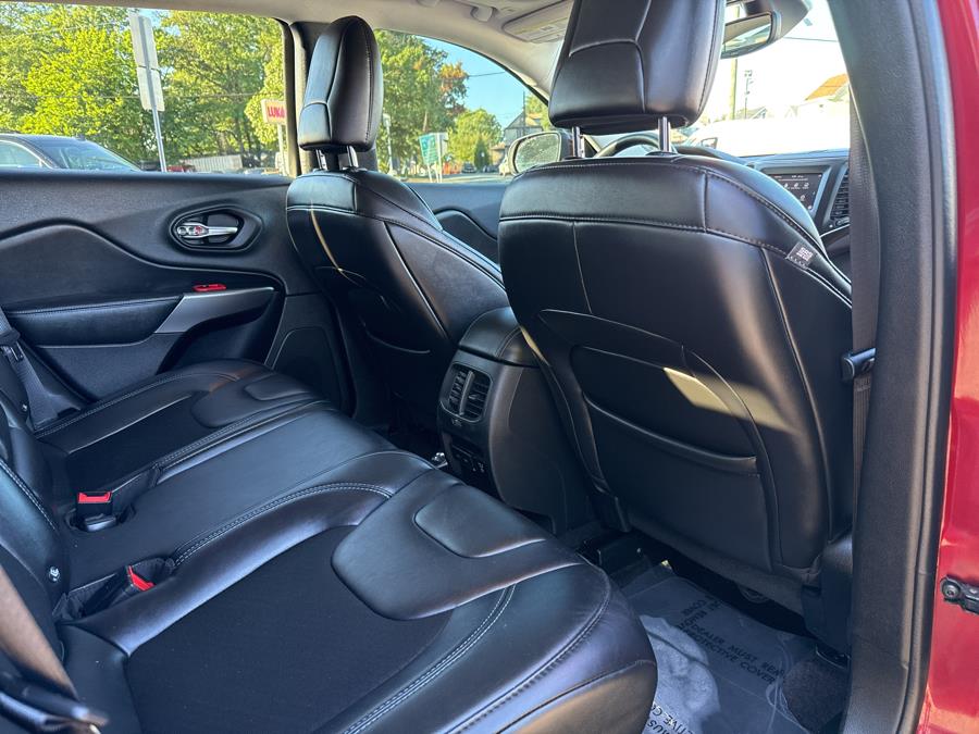 2019 Jeep Cherokee Latitude Plus 4x4, available for sale in Little Ferry, New Jersey | Victoria Preowned Autos Inc. Little Ferry, New Jersey 2019 Jeep Cherokee Latitude Plus 4x4, available for sale in Little Ferry, New Jersey | Victoria Preowned Autos Inc. Little Ferry, New Jersey