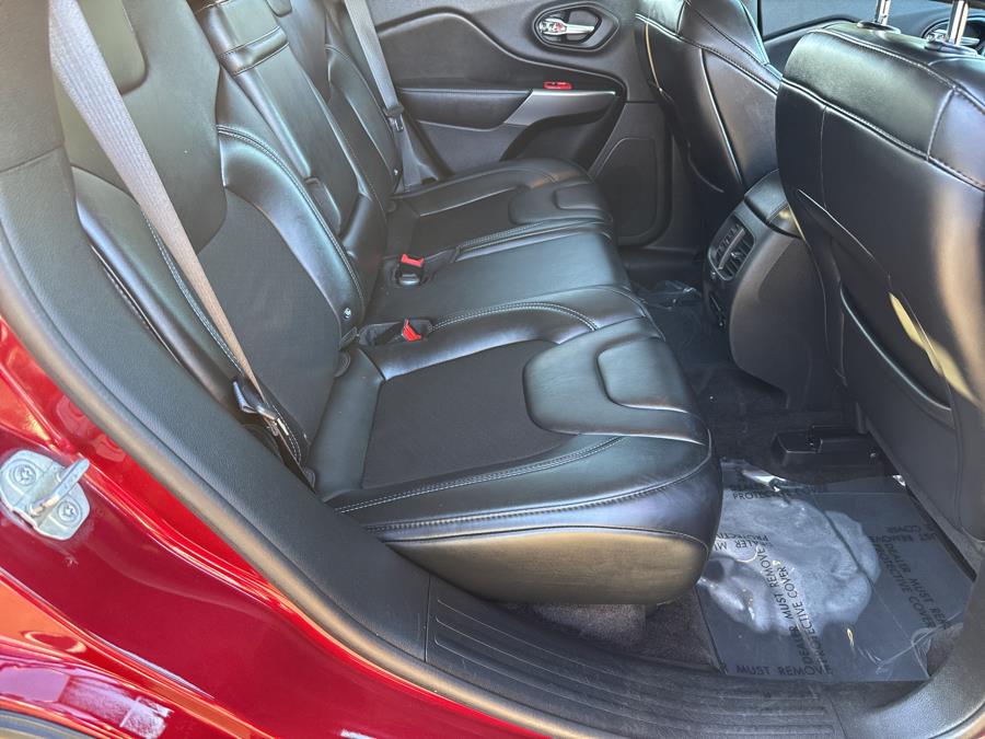 2019 Jeep Cherokee Latitude Plus 4x4, available for sale in Little Ferry, New Jersey | Victoria Preowned Autos Inc. Little Ferry, New Jersey 2019 Jeep Cherokee Latitude Plus 4x4, available for sale in Little Ferry, New Jersey | Victoria Preowned Autos Inc. Little Ferry, New Jersey