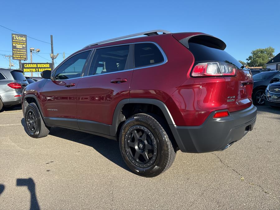 2019 Jeep Cherokee Latitude Plus 4x4, available for sale in Little Ferry, New Jersey | Victoria Preowned Autos Inc. Little Ferry, New Jersey 2019 Jeep Cherokee Latitude Plus 4x4, available for sale in Little Ferry, New Jersey | Victoria Preowned Autos Inc. Little Ferry, New Jersey