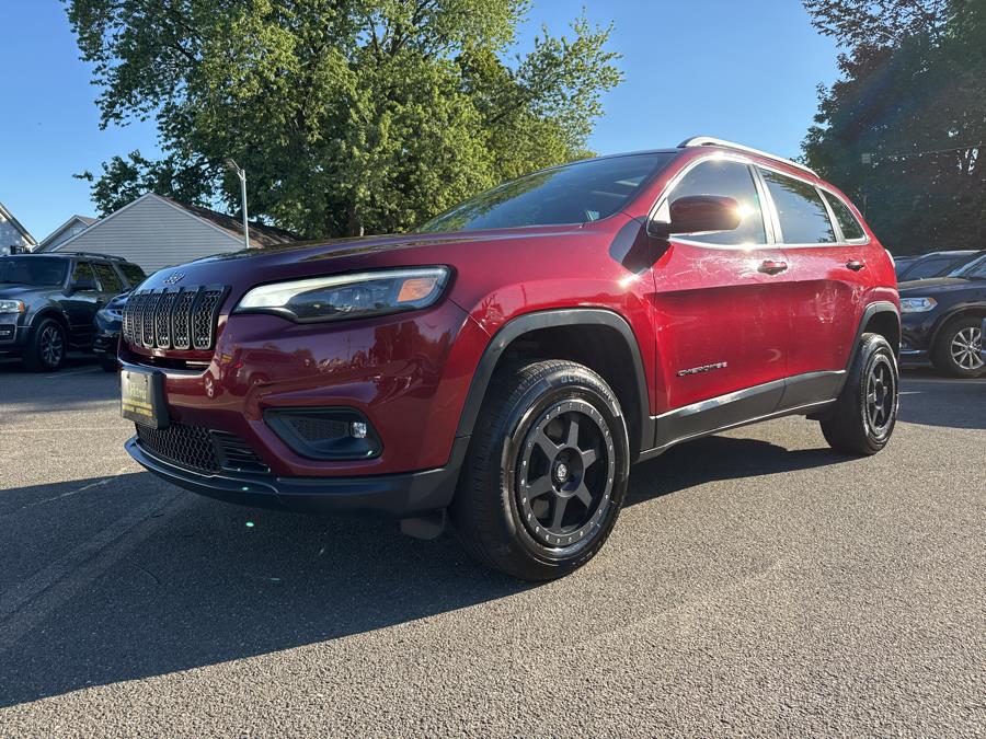 2019 Jeep Cherokee Latitude Plus 4x4, available for sale in Little Ferry, New Jersey | Victoria Preowned Autos Inc. Little Ferry, New Jersey 2019 Jeep Cherokee Latitude Plus 4x4, available for sale in Little Ferry, New Jersey | Victoria Preowned Autos Inc. Little Ferry, New Jersey