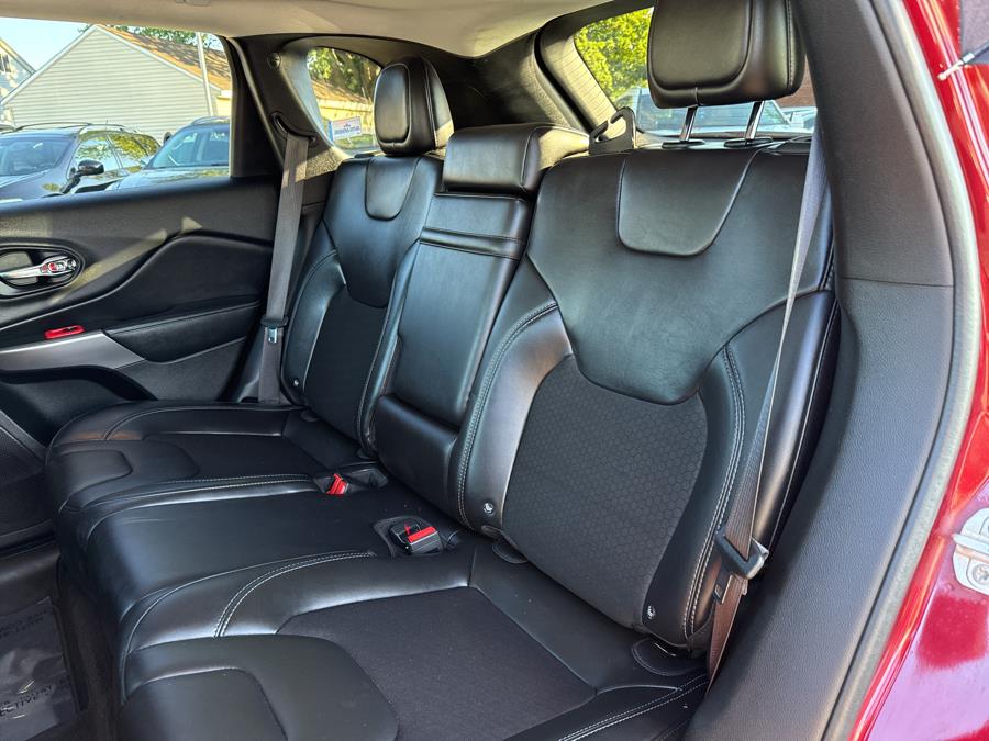 2019 Jeep Cherokee Latitude Plus 4x4, available for sale in Little Ferry, New Jersey | Victoria Preowned Autos Inc. Little Ferry, New Jersey 2019 Jeep Cherokee Latitude Plus 4x4, available for sale in Little Ferry, New Jersey | Victoria Preowned Autos Inc. Little Ferry, New Jersey