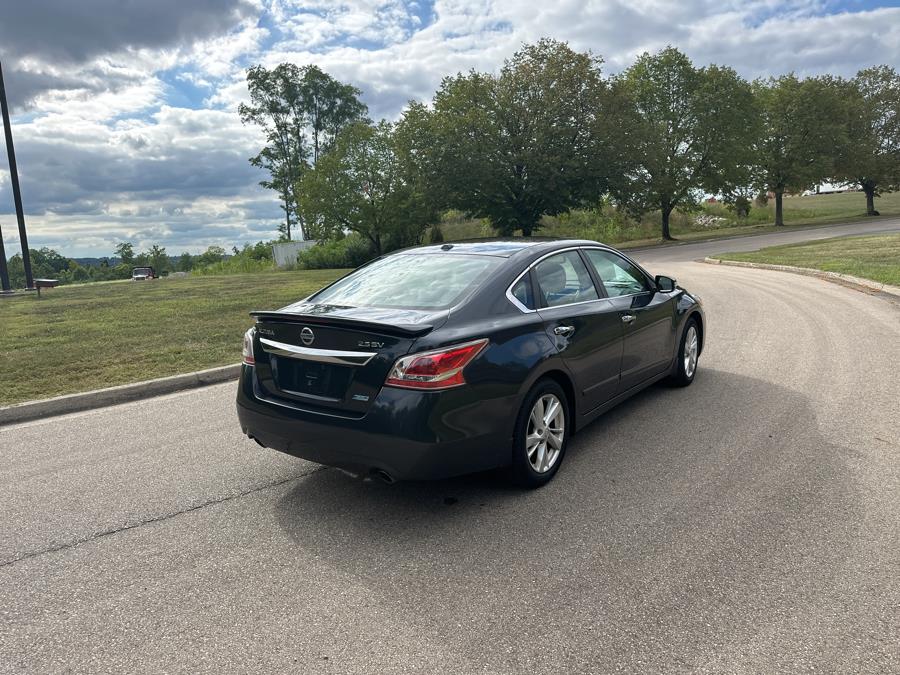 2013 Nissan Altima 4dr Sdn I4 2.5 S, available for sale in Beavercreek, Ohio | Wholesale Direct Motors. Beavercreek, Ohio 2013 Nissan Altima 4dr Sdn I4 2.5 S, available for sale in Beavercreek, Ohio | Wholesale Direct Motors. Beavercreek, Ohio