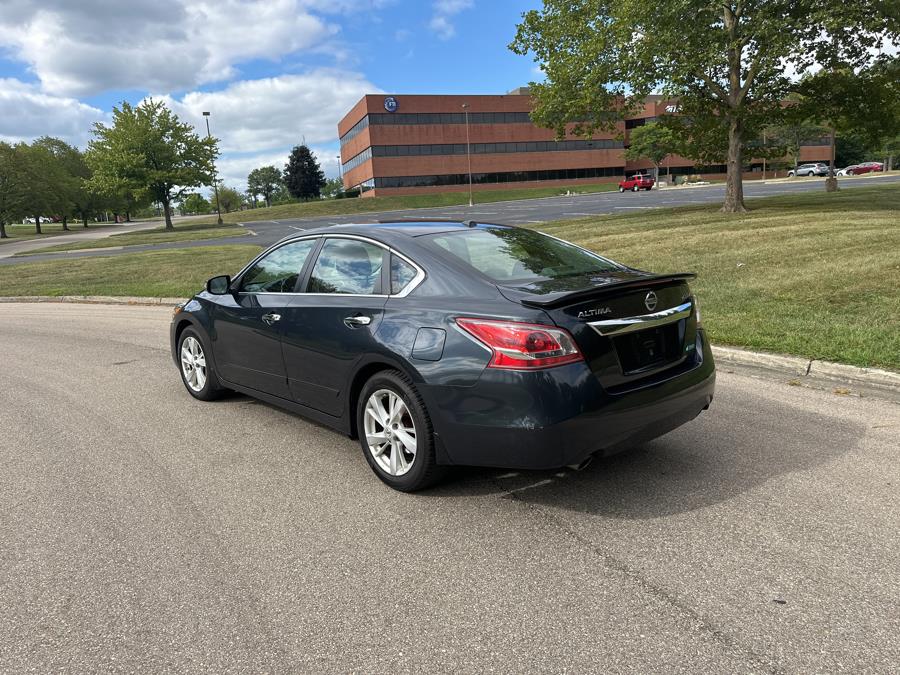 2013 Nissan Altima 4dr Sdn I4 2.5 S, available for sale in Beavercreek, Ohio | Wholesale Direct Motors. Beavercreek, Ohio 2013 Nissan Altima 4dr Sdn I4 2.5 S, available for sale in Beavercreek, Ohio | Wholesale Direct Motors. Beavercreek, Ohio