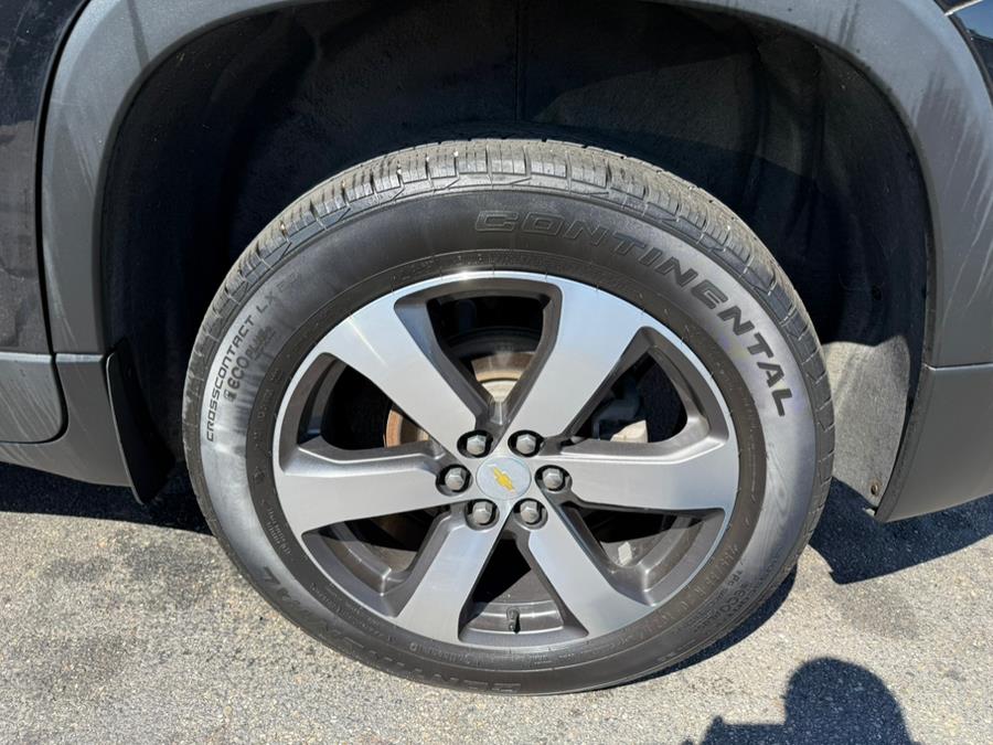 2022 Chevrolet Traverse AWD 4dr LT Leather, available for sale in East Windsor, Connecticut | Century Auto And Truck. East Windsor, Connecticut 2022 Chevrolet Traverse AWD 4dr LT Leather, available for sale in East Windsor, Connecticut | Century Auto And Truck. East Windsor, Connecticut