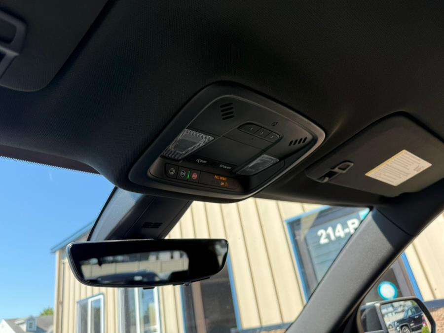 2022 Chevrolet Traverse AWD 4dr LT Leather, available for sale in East Windsor, Connecticut | Century Auto And Truck. East Windsor, Connecticut 2022 Chevrolet Traverse AWD 4dr LT Leather, available for sale in East Windsor, Connecticut | Century Auto And Truck. East Windsor, Connecticut