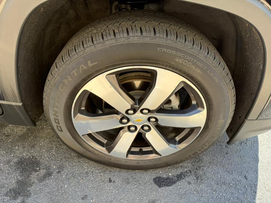 2022 Chevrolet Traverse AWD 4dr LT Leather, available for sale in East Windsor, Connecticut | Century Auto And Truck. East Windsor, Connecticut 2022 Chevrolet Traverse AWD 4dr LT Leather, available for sale in East Windsor, Connecticut | Century Auto And Truck. East Windsor, Connecticut