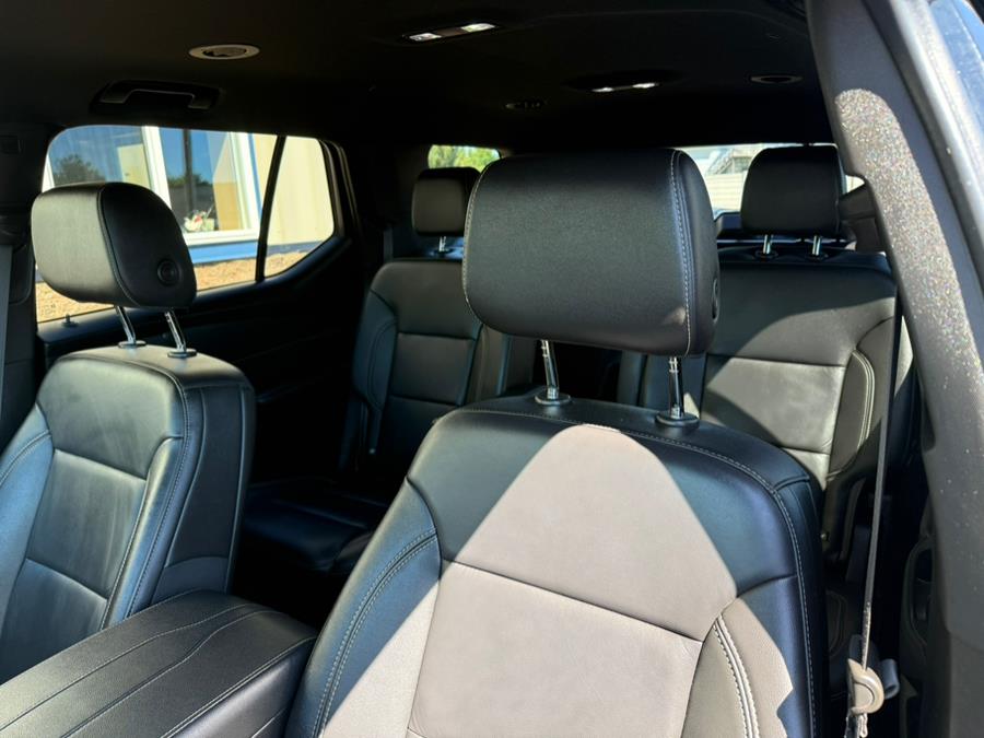 2022 Chevrolet Traverse AWD 4dr LT Leather, available for sale in East Windsor, Connecticut | Century Auto And Truck. East Windsor, Connecticut 2022 Chevrolet Traverse AWD 4dr LT Leather, available for sale in East Windsor, Connecticut | Century Auto And Truck. East Windsor, Connecticut