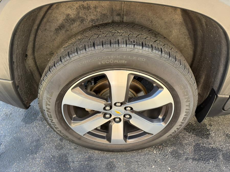 2022 Chevrolet Traverse AWD 4dr LT Leather, available for sale in East Windsor, Connecticut | Century Auto And Truck. East Windsor, Connecticut 2022 Chevrolet Traverse AWD 4dr LT Leather, available for sale in East Windsor, Connecticut | Century Auto And Truck. East Windsor, Connecticut
