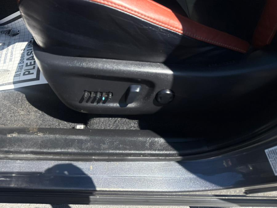 2013 Toyota RAV4 AWD 4dr Limited (Natl), available for sale in Revere, Massachusetts | Wonderland Auto. Revere, Massachusetts 2013 Toyota RAV4 AWD 4dr Limited (Natl), available for sale in Revere, Massachusetts | Wonderland Auto. Revere, Massachusetts