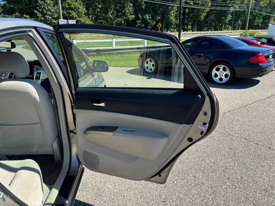 2009 Toyota Prius 5dr HB (GS), available for sale in South Windsor, Connecticut | Mike And Tony Auto Sales, Inc. South Windsor, Connecticut 2009 Toyota Prius 5dr HB (GS), available for sale in South Windsor, Connecticut | Mike And Tony Auto Sales, Inc. South Windsor, Connecticut