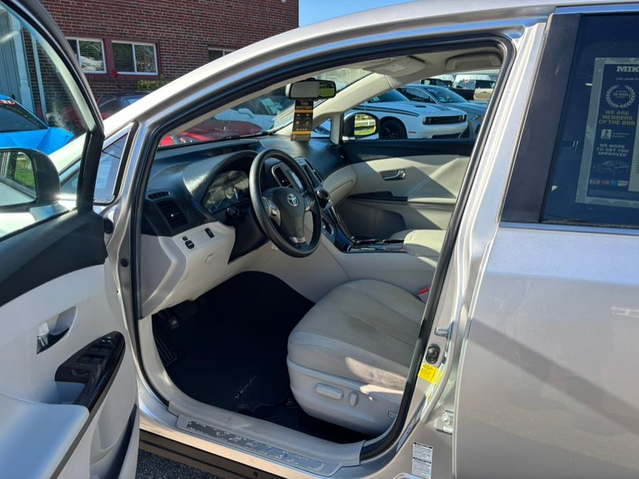 2012 Toyota Venza 4dr Wgn I4 AWD LE (Natl), available for sale in South Windsor, Connecticut | Mike And Tony Auto Sales, Inc. South Windsor, Connecticut 2012 Toyota Venza 4dr Wgn I4 AWD LE (Natl), available for sale in South Windsor, Connecticut | Mike And Tony Auto Sales, Inc. South Windsor, Connecticut