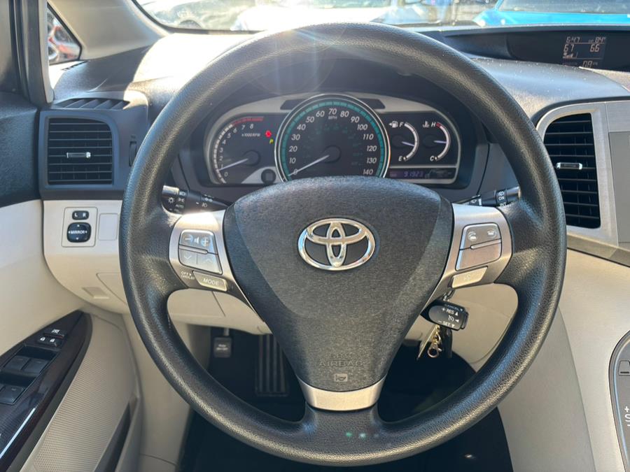 2012 Toyota Venza 4dr Wgn I4 AWD LE (Natl), available for sale in South Windsor, Connecticut | Mike And Tony Auto Sales, Inc. South Windsor, Connecticut 2012 Toyota Venza 4dr Wgn I4 AWD LE (Natl), available for sale in South Windsor, Connecticut | Mike And Tony Auto Sales, Inc. South Windsor, Connecticut